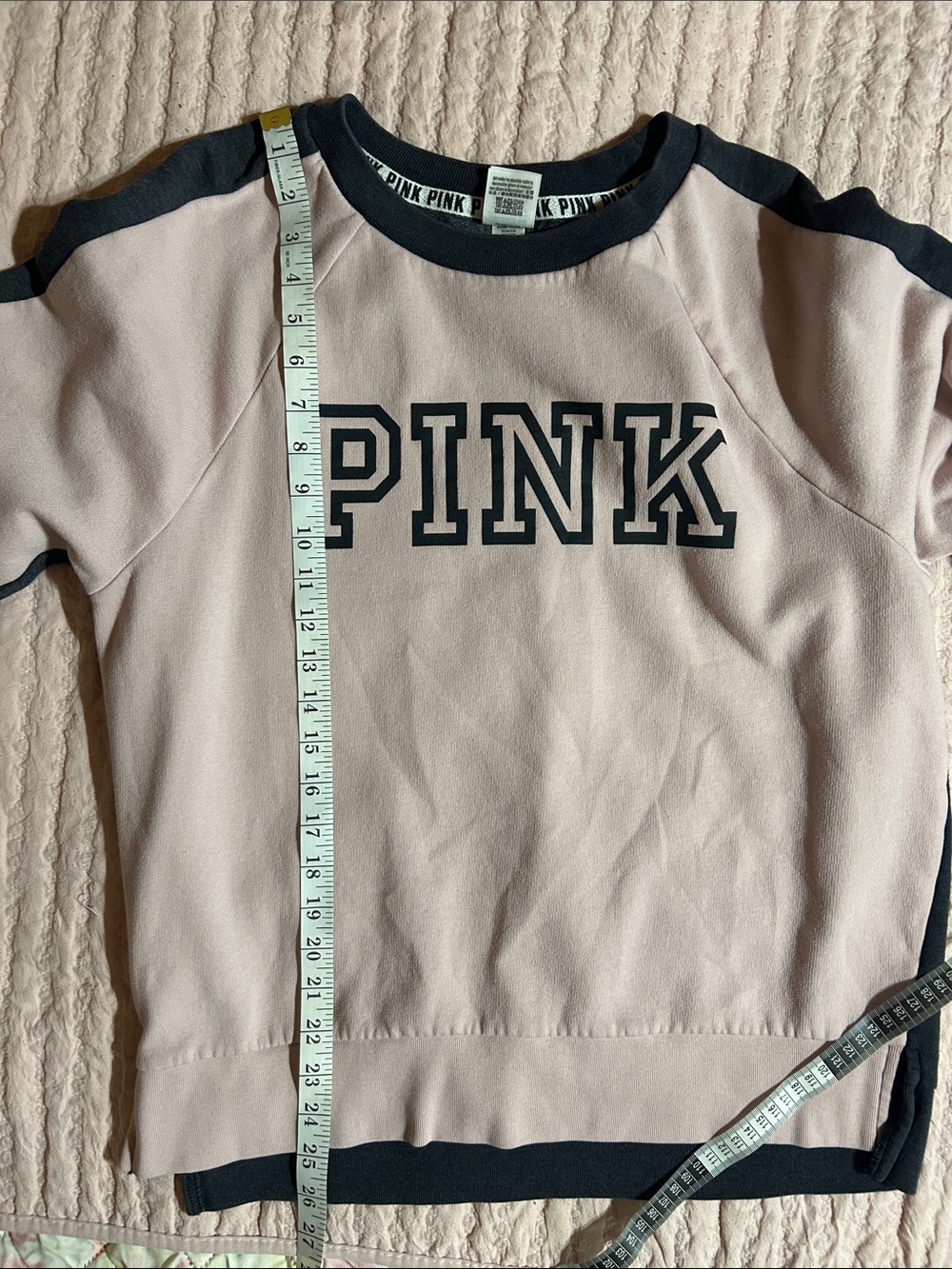 Woman’s PINK Victoria's Secret Pale Pink & Black Logo Raglan Sweatshirt - Picture 5 of 5